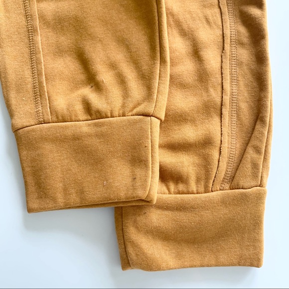 🌸New🌸 FP Movement Jogger Pants Gold Size XS NWT - Picture 6 of 13